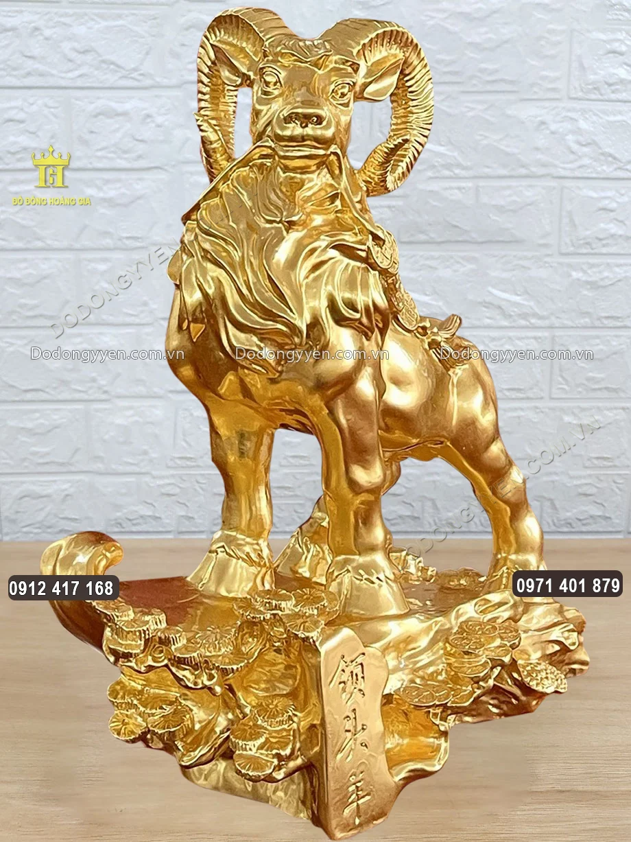 Vật phẩm th&iacute;ch hợp đặt tr&ecirc;n cao theo hướng Nam hoặc T&acirc;y Nam